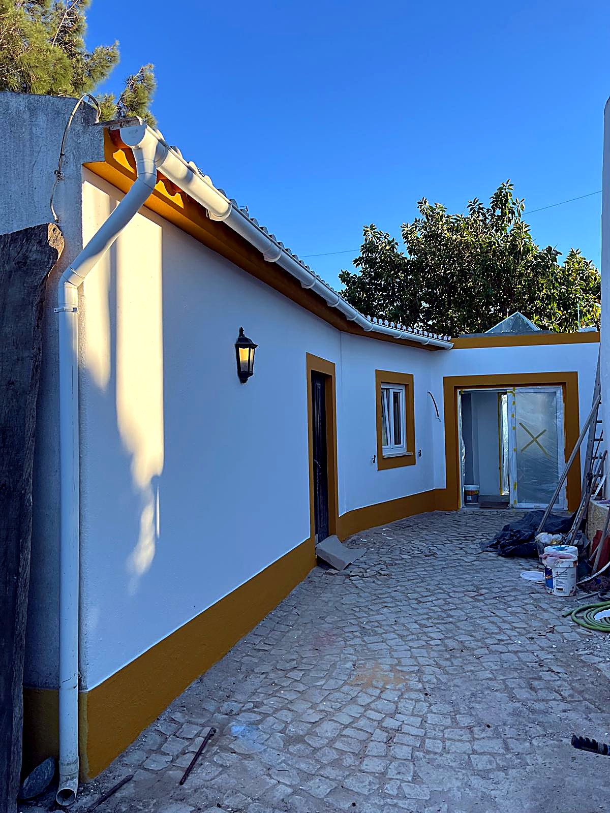 Obra em curso no exterior